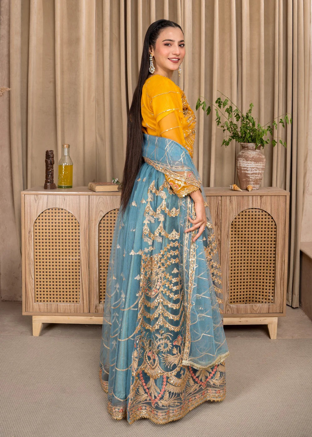 Regal Indian/Pakistani Bridal/Formal Wear