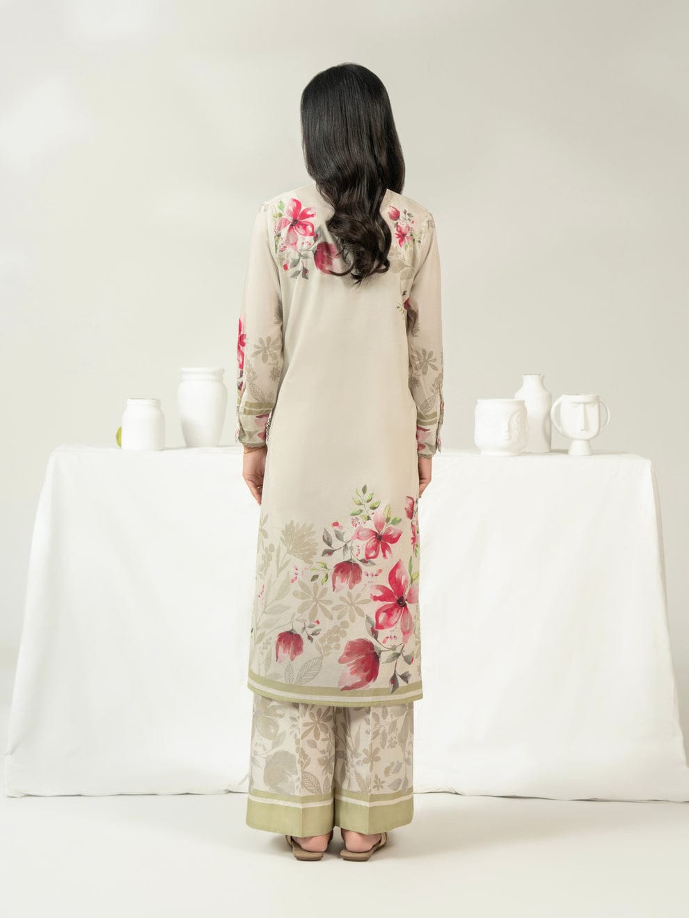 Effortless Chic in Contemporary South Asian Wear