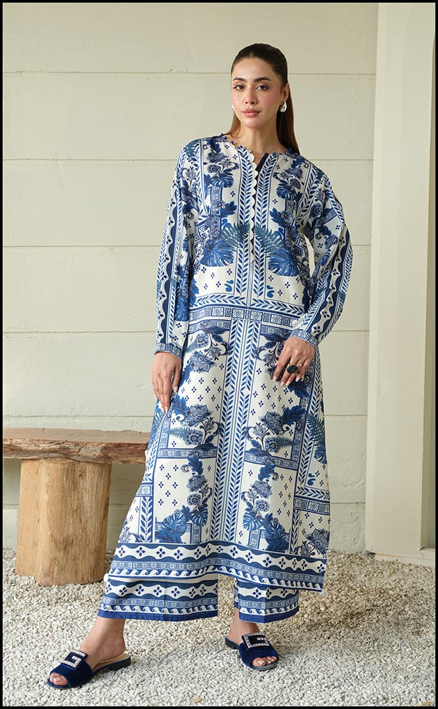 Chinoiserie Chic: The Blue & White Ensemble