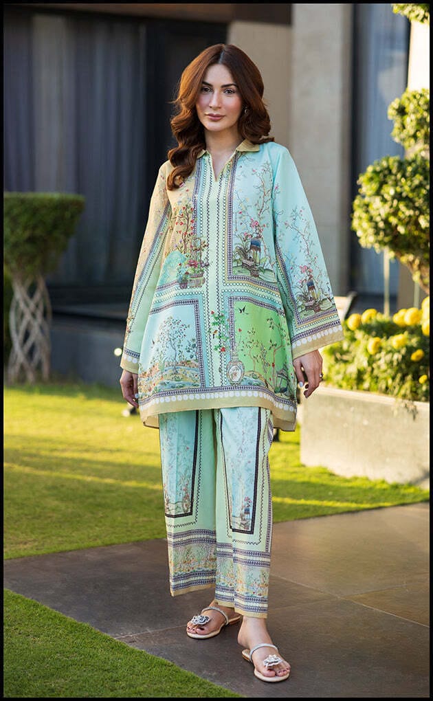 Aqua Dream in Traditional Wear